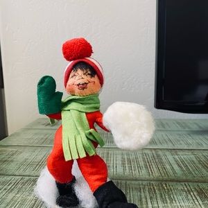 COPY - Vintage Annalee snowball fighting boy